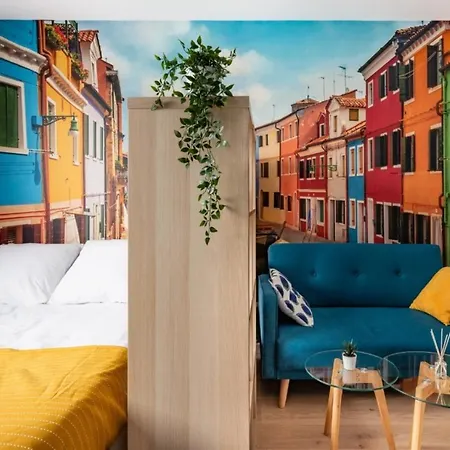 Color & Cosy Dardilly Apartment Exterior photo