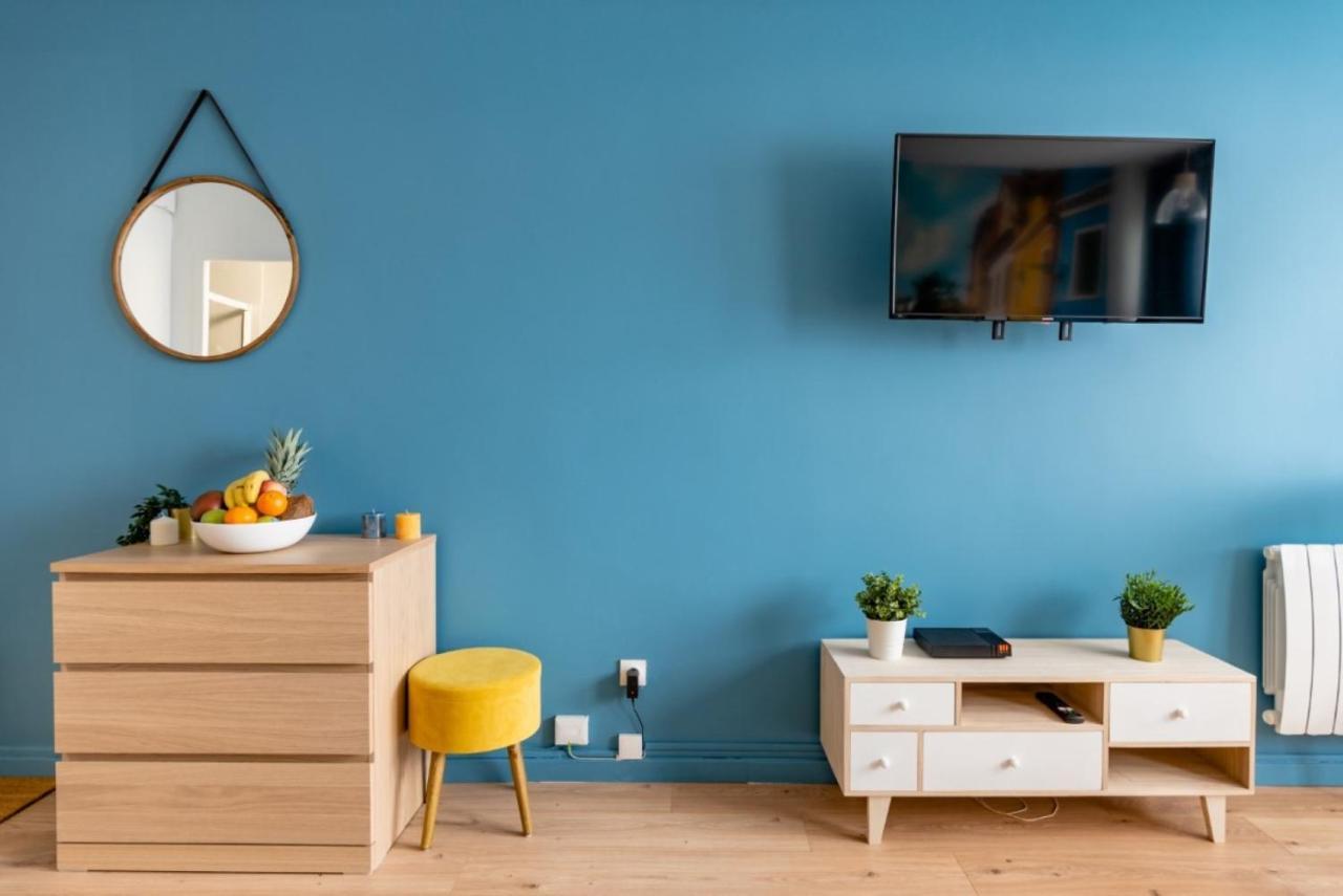 Apartment Color & Cosy
